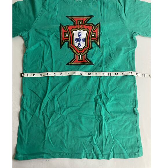 Nike FPF Herren Portugal Kids Tee Kinetic Green Size XL - Picture 4 of 5